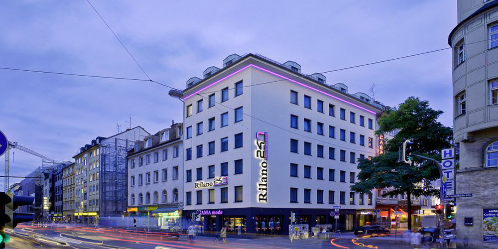 Escorts in Rilano 247 Hotel München